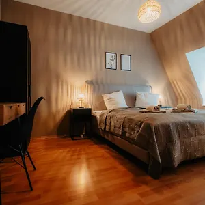 luga-homes-chausseehaus.bestleipzighotels.com/